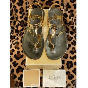 MICHAEL KORS - Jet Set Collection